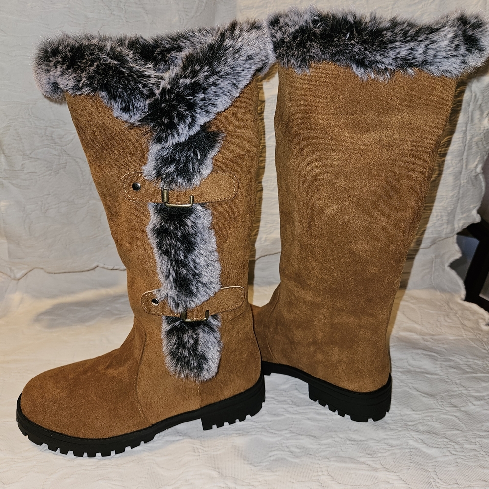 Women's Faux Fur Trim Winter Boots - Picture 2 of 6
